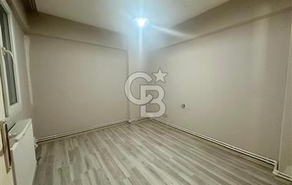 Bornova Merkez Erzene Mahallesi’nde  3+1 Doğalgazlı Asansörlü Geniş Kiralık Daire