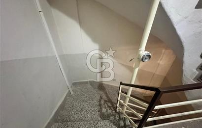 Bornova Merkez Erzene Mahallesi’nde  3+1 Doğalgazlı Asansörlü Geniş Kiralık Daire
