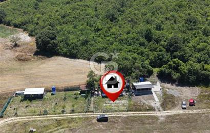 Yazlıkköy'de 300 m² | 1+1 Konteyner Evli | Resmi Yola Cepheli