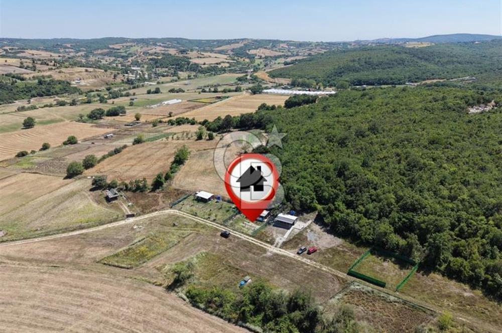 Yazlıkköy'de 300 m² | 1+1 Konteyner Evli | Resmi Yola Cepheli