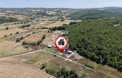 Yazlıkköy'de 300 m² | 1+1 Konteyner Evli | Resmi Yola Cepheli