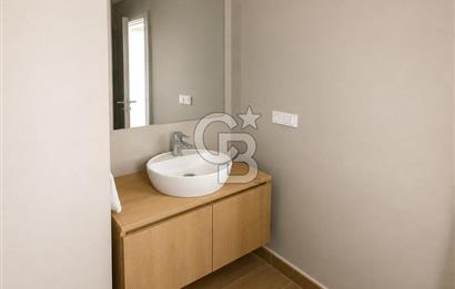 Ayvalık Altınova'da Site İçi Havuz Manzaralı 2+1 Satılık Daire