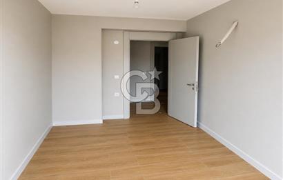Ayvalık Altınova'da Site İçi Havuz Manzaralı 2+1 Satılık Daire