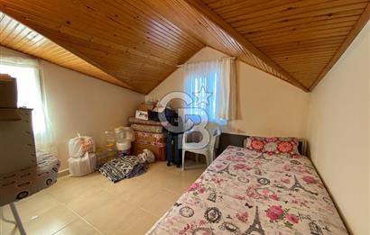 Ayvalık Altınova'da Denize 500 Metre,350m² Arsa Alanlı 5+1 Villa