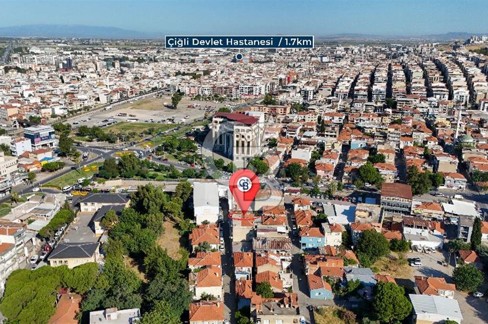 ÇİĞLİ MERKEZİ KONUMDA SATILIK ZEMİN KAT 2+1 DAİRE