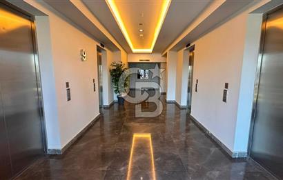 İzka Portta Deniz Manzaralı Lüks 3+1 Satılık Daire