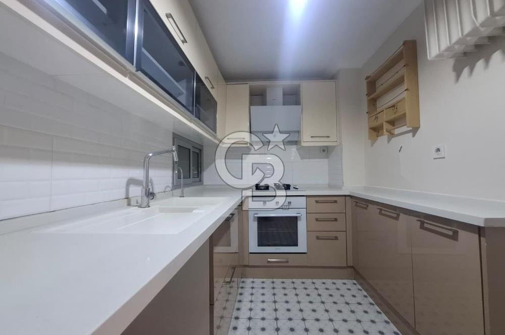 Göztepe Sahile Yürüme Mesafesinde Satılık 3+1 Daire