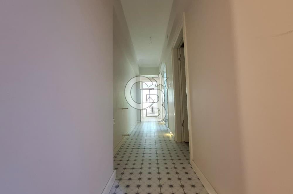 Göztepe Sahile Yürüme Mesafesinde Satılık 3+1 Daire