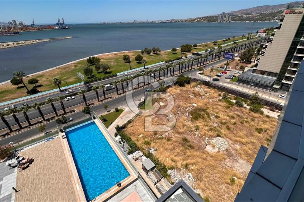 İzka Portta Deniz Manzaralı Lüks 3+1 Satılık Daire