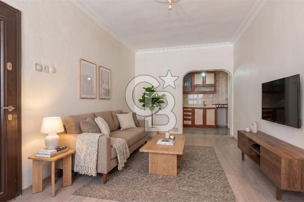 ÇİĞLİ MERKEZİ KONUMDA SATILIK ZEMİN KAT 2+1 DAİRE