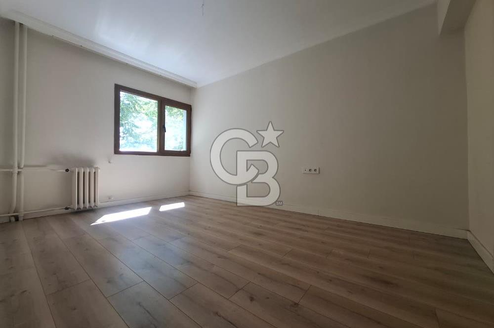 Göztepe Sahile Yürüme Mesafesinde Satılık 3+1 Daire