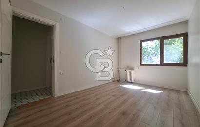 Göztepe Sahile Yürüme Mesafesinde Satılık 3+1 Daire