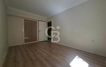 Göztepe Sahile Yürüme Mesafesinde Satılık 3+1 Daire
