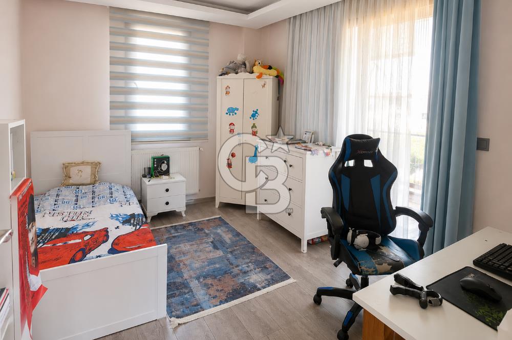 Edremit'de Paşahan Konakları'nda 5+1 Bahçeli Müstakil Villa