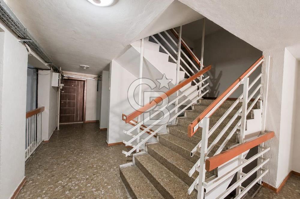 Göztepe Sahile Yürüme Mesafesinde Satılık 3+1 Daire