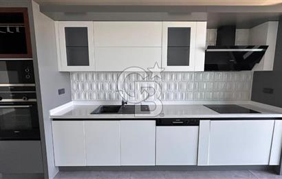 İzka Portta Deniz Manzaralı Lüks 3+1 Satılık Daire