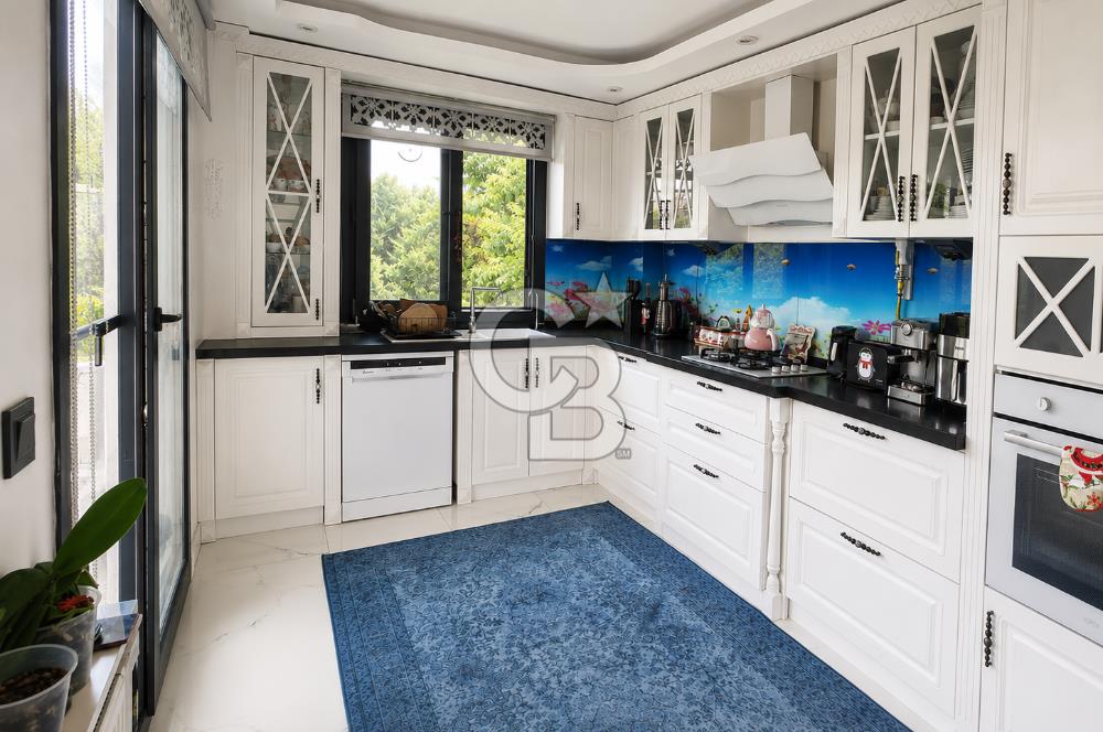 Edremit'de Paşahan Konakları'nda 5+1 Bahçeli Müstakil Villa
