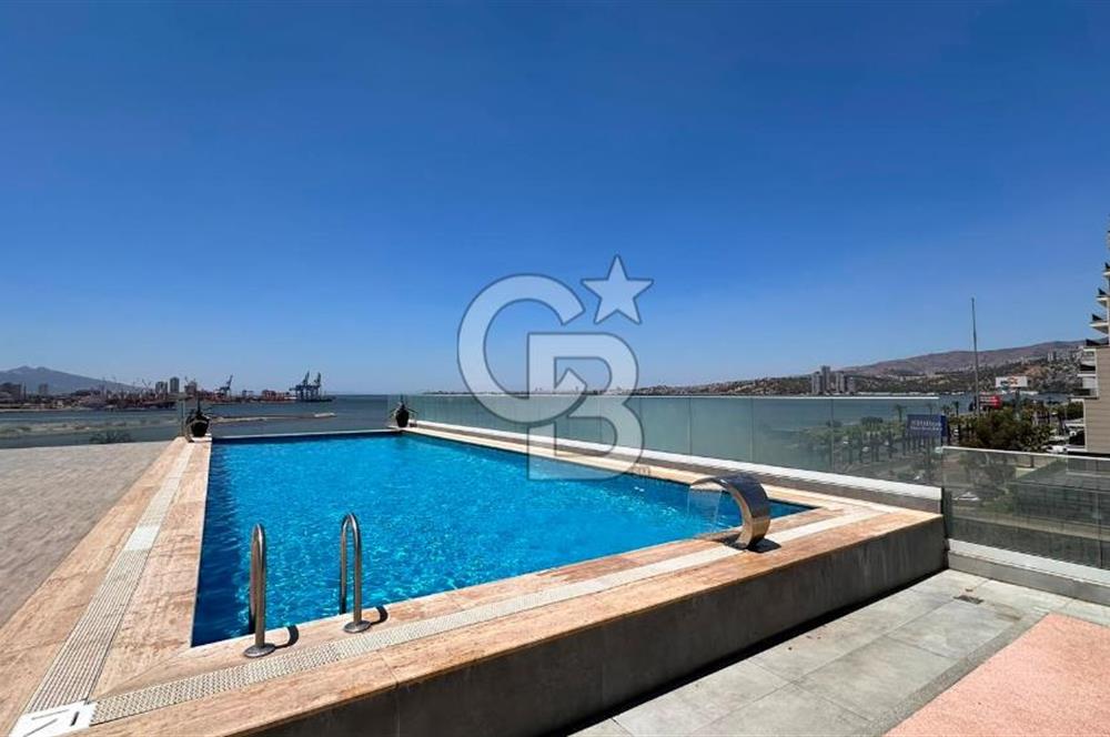 İzka Portta Deniz Manzaralı Lüks 3+1 Satılık Daire