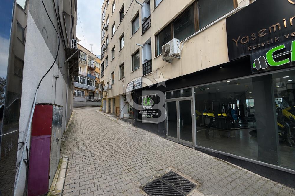 MEYDANDA HARİKA KONUMLU TİCARİ İMARLI SATILIK KOMPLE BİNA