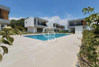 YUMURTALIK DENİZE SIFIR HAVUZLU SİTEDE 3+1 OTURUMA HAZIR VİLLA - 7 - 360197
