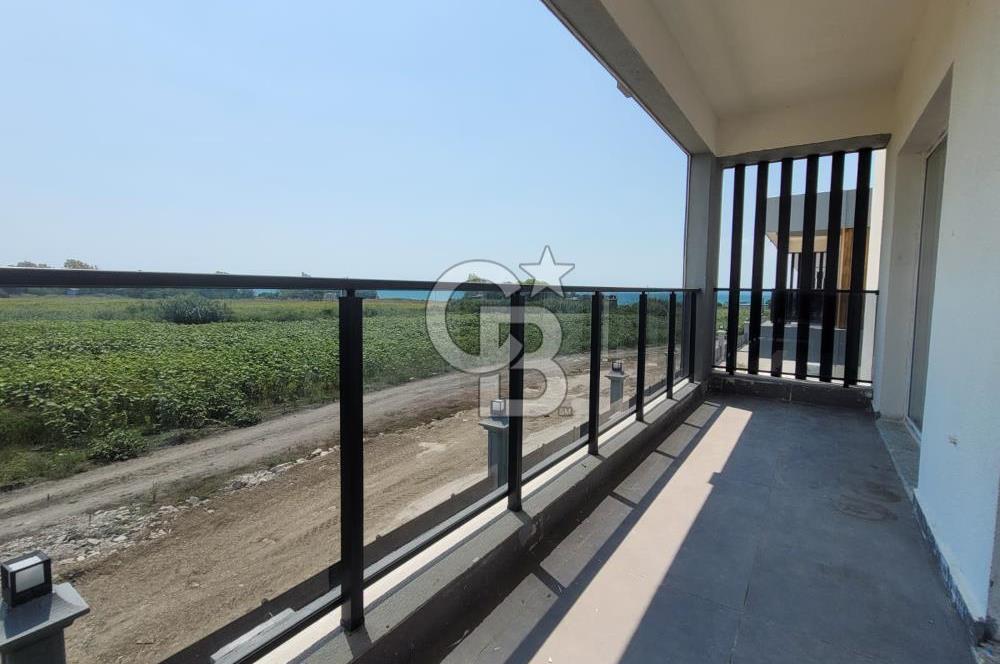 YUMURTALIK DENİZE SIFIR HAVUZLU SİTEDE 3+1 OTURUMA HAZIR VİLLA