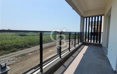 YUMURTALIK DENİZE SIFIR HAVUZLU SİTEDE 3+1 OTURUMA HAZIR VİLLA