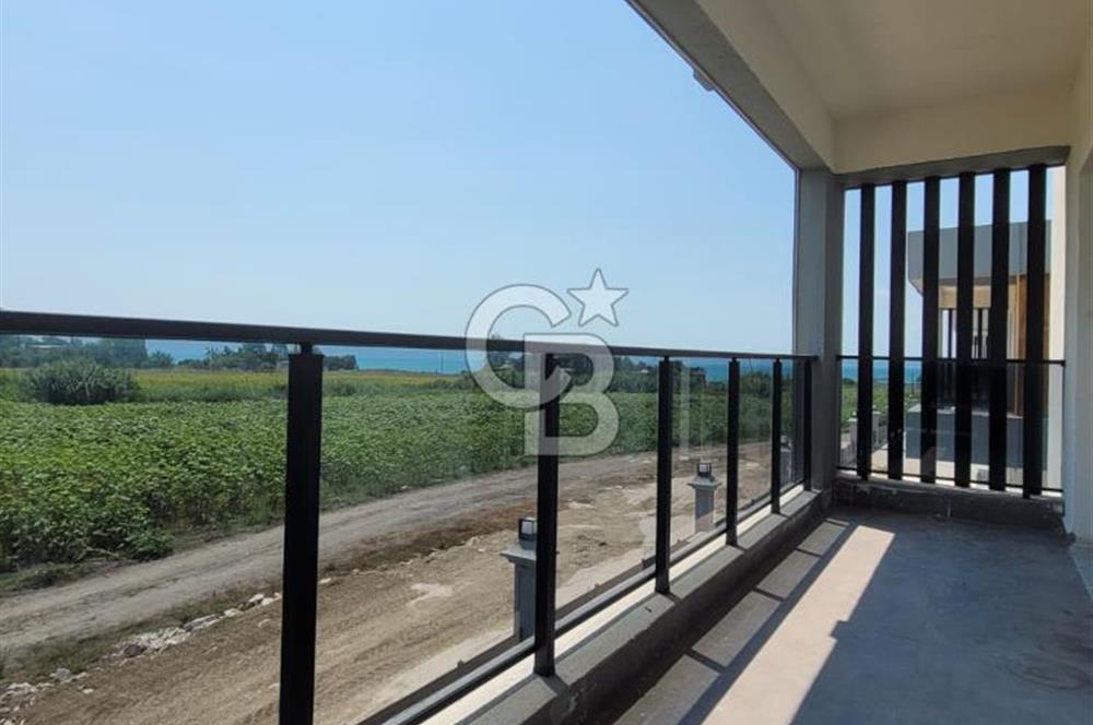 YUMURTALIK DENİZE SIFIR HAVUZLU SİTEDE 3+1 OTURUMA HAZIR VİLLA