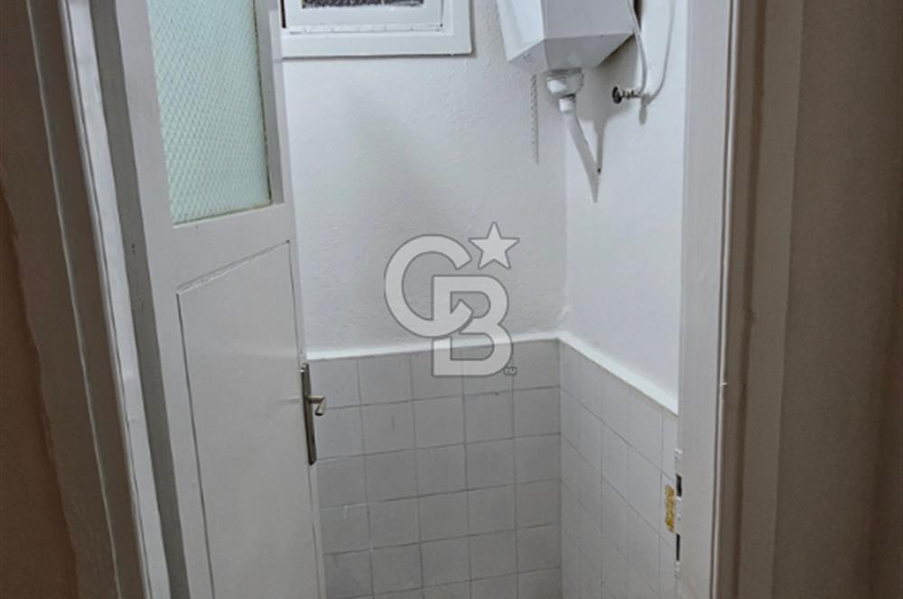 Konak Güzelyalı Sahile ve Parka Yakın 2+1 Kiralık Daire