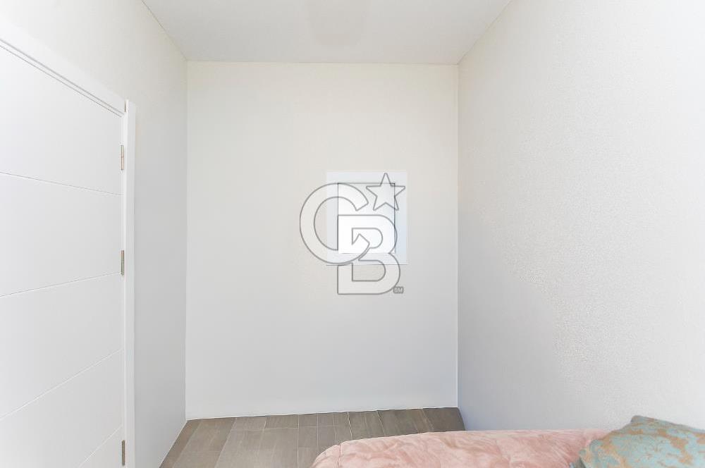 Foça Fatih Mahallesi Satılık 4+2 Deniz Manzaralı Tripleks Villa