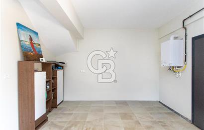 Foça Fatih Mahallesi Satılık 4+2 Deniz Manzaralı Tripleks Villa