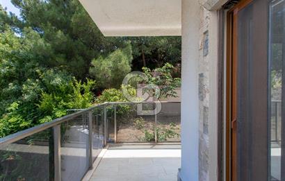 Foça Fatih Mahallesi Satılık 4+2 Deniz Manzaralı Tripleks Villa