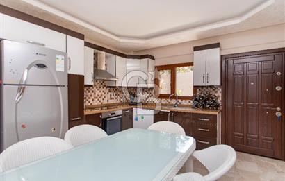 Foça Fatih Mahallesi Satılık 4+2 Deniz Manzaralı Tripleks Villa