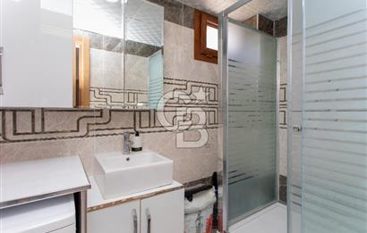 Foça Fatih Mahallesi Satılık 4+2 Deniz Manzaralı Tripleks Villa