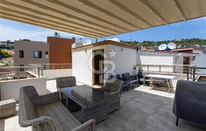 Foça Fatih Mahallesi Satılık 4+2 Deniz Manzaralı Tripleks Villa