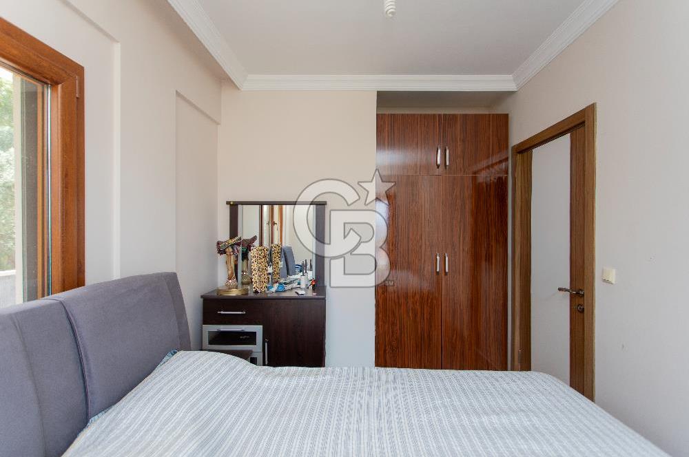 Foça Fatih Mahallesi Satılık 4+2 Deniz Manzaralı Tripleks Villa