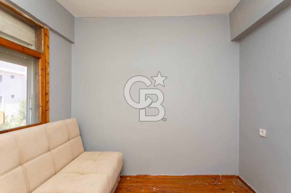 Yenifoça M.K.Atatürk Mah. Kiralık 2+1 Açık Mutfak Daire