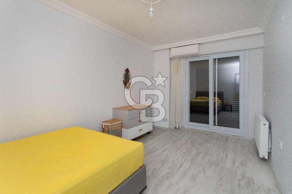 Foça Yenibağarası Havuzlu Site de Satılık 5+1 Dubleks