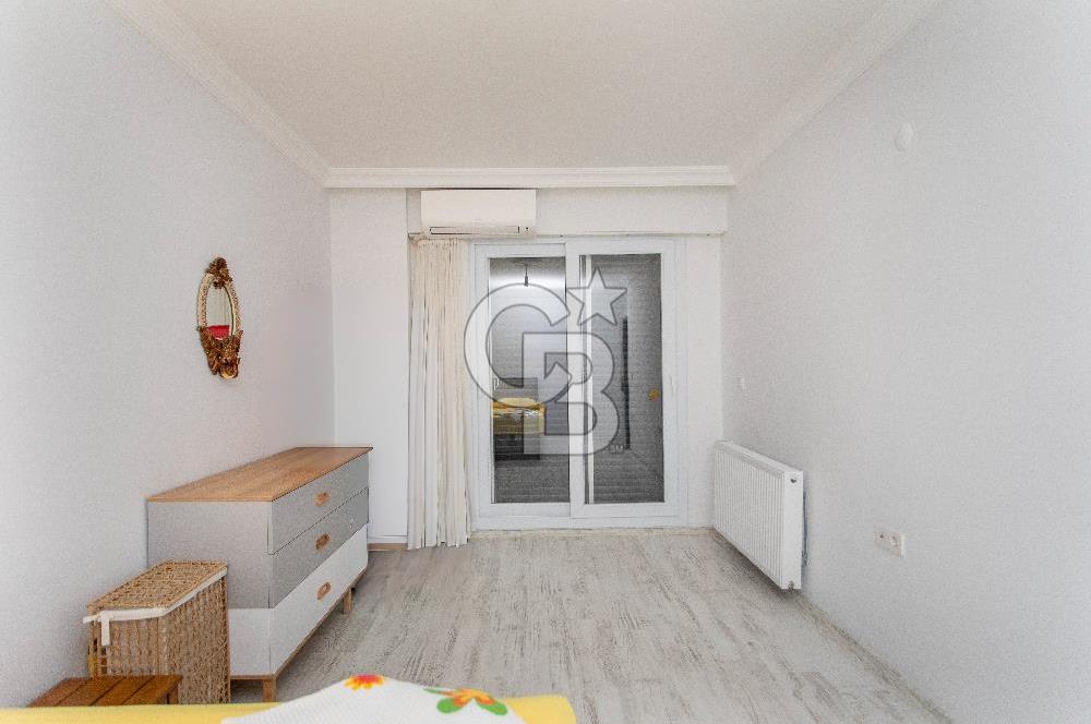 Foça Yenibağarası Havuzlu Site de Satılık 5+1 Dubleks