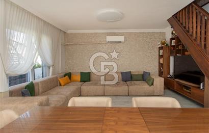 Foça Yenibağarası Havuzlu Site de Satılık 5+1 Dubleks