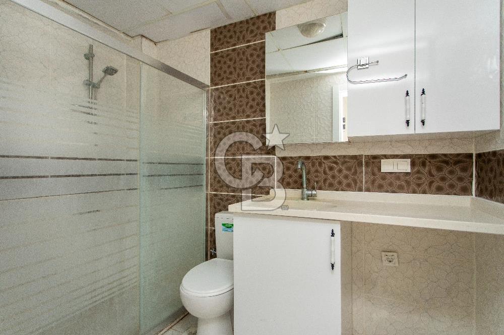Foça Bağarası Hacıveli Mah. Satılık 2+1 Bahçe Katı Daire