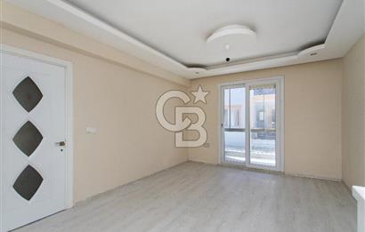 Foça Bağarası Hacıveli Mah. Satılık 2+1 Bahçe Katı Daire