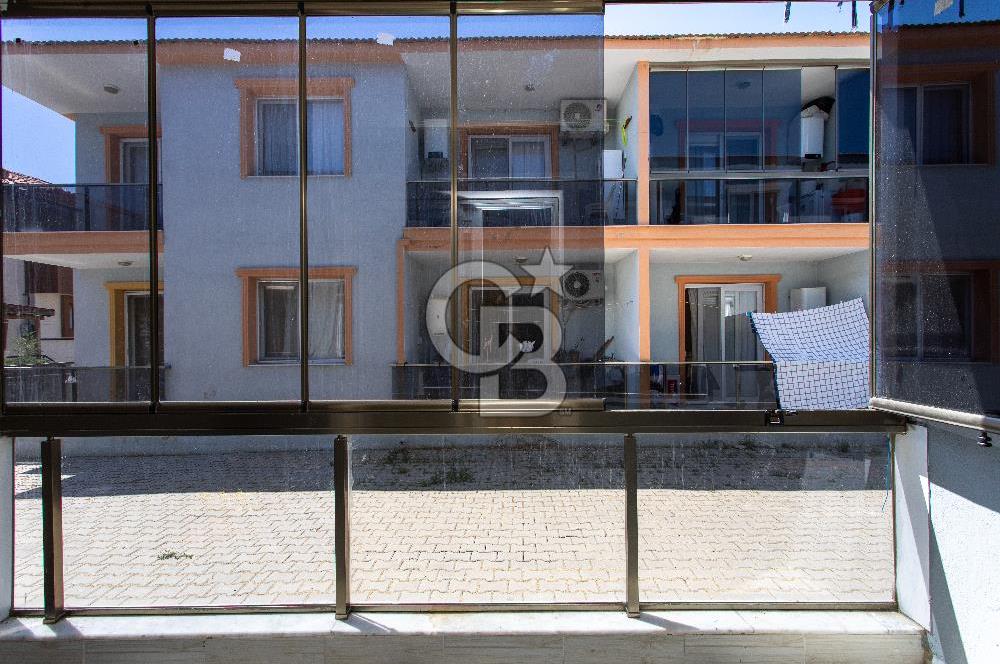Foça Bağarası Hacıveli Mah. Satılık 2+1 Bahçe Katı Daire