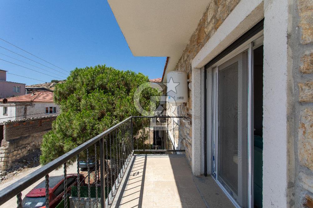 Foça Yenibağarası Mah. Satılık 2+1 Daire