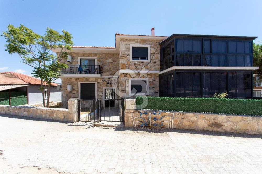 Foça Yenibağarası Mah. Satılık 2+1 Daire