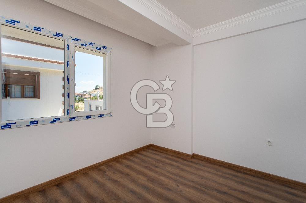 Foça Kazım Dirik Mah. Satılık 3+1 Dubleks Daire