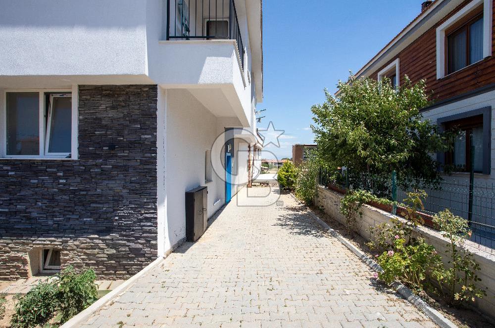 Foça Kazım Dirik Mah. Satılık 3+1 Dubleks Daire