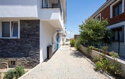 Foça Kazım Dirik Mah. Satılık 3+1 Dubleks Daire