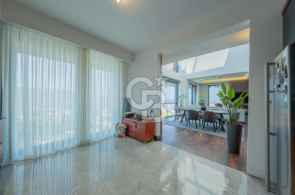 GÜZELBAHÇE'DE DENİZ MANZARALI 4+2 MÜSTAKİL SATILIK LÜKS VİLLA