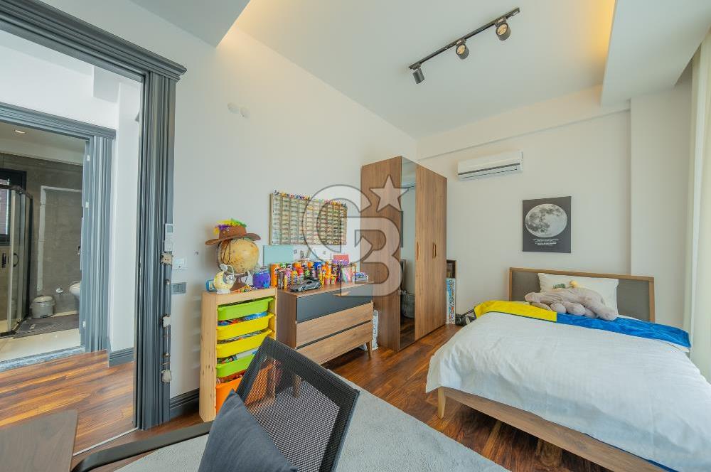 GÜZELBAHÇE'DE DENİZ MANZARALI 4+2 MÜSTAKİL SATILIK LÜKS VİLLA