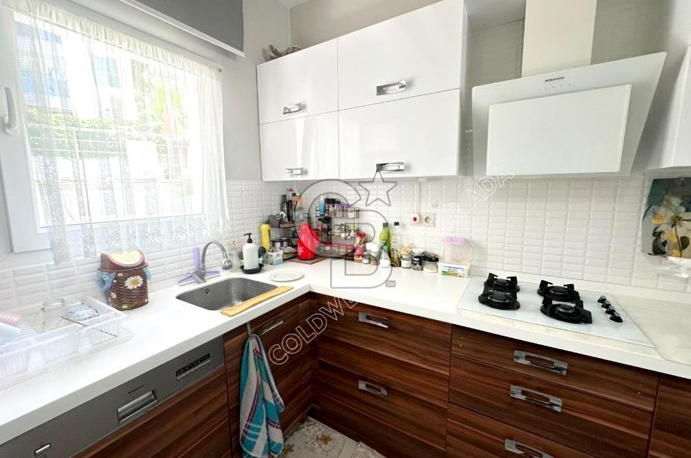 Emsallerinin Altında Kuşadası Lila Evler'de Satılık 2+1 Daire